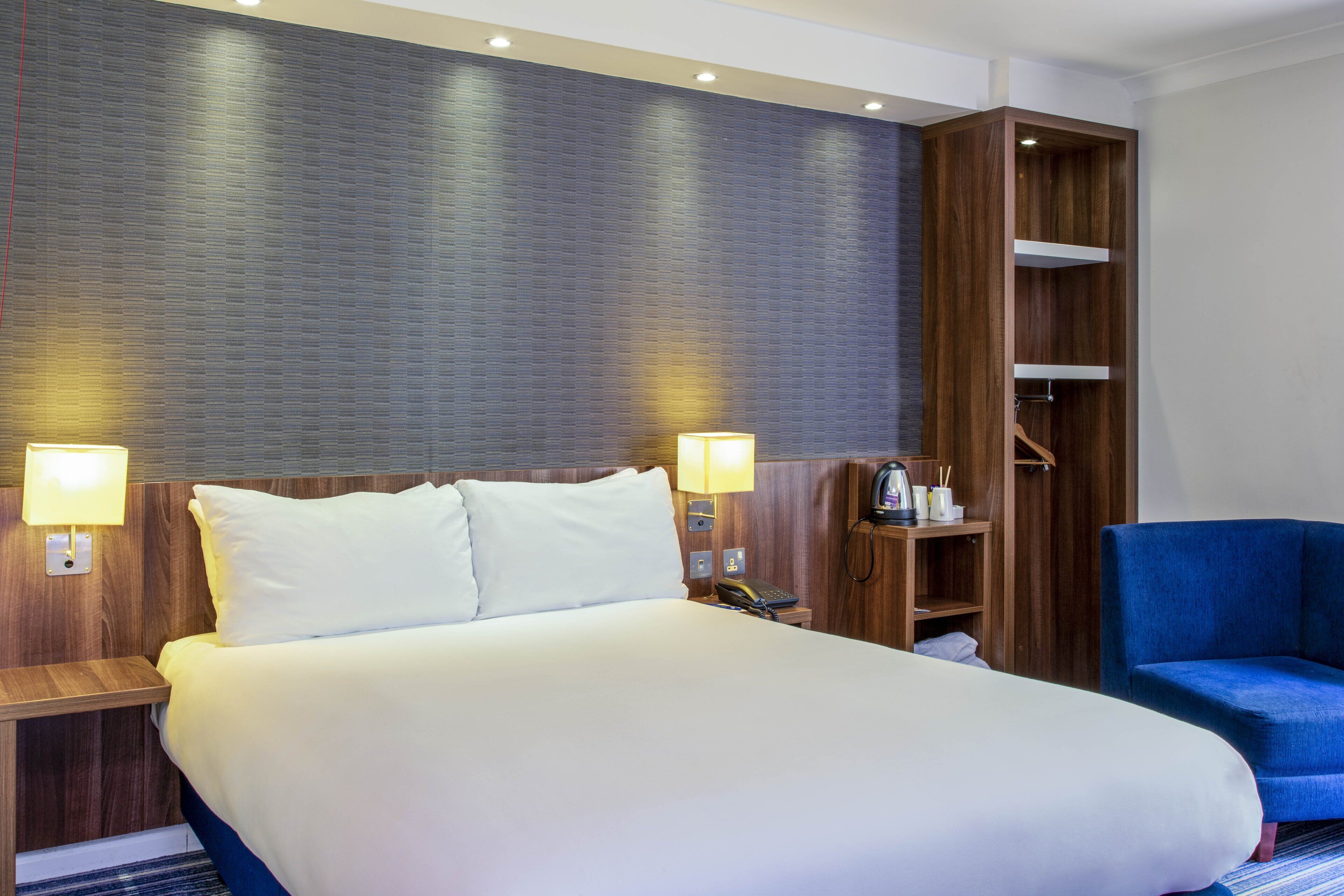 1 bedroom, in-room safe, desk, laptop workspace