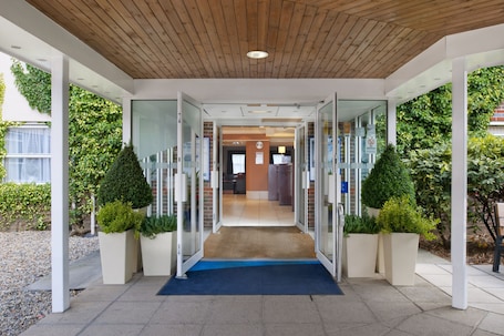 Exterior. Holiday Inn Express York by IHG