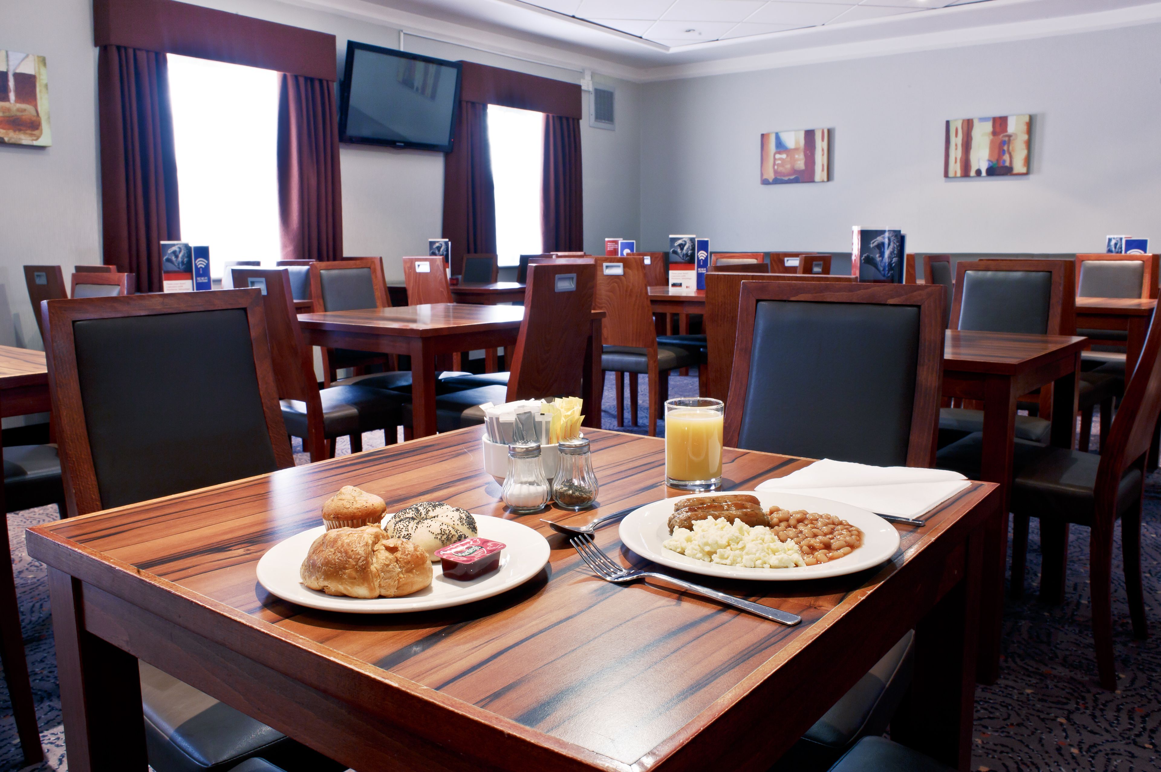 free daily on-the-go breakfast