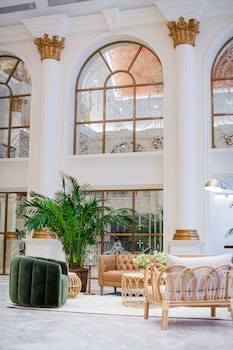 Reception area at British Colonial - Nassau 