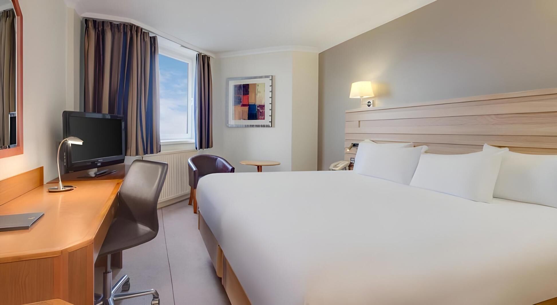 Desk, iron/ironing board, free WiFi, bed sheets