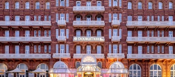 DoubleTree by Hilton Brighton Metropole