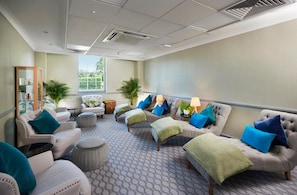 Couples treatment rooms, body treatments, facials