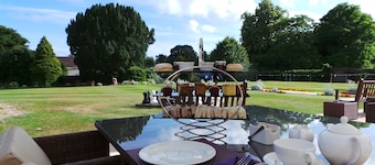 Avisford Park Hotel