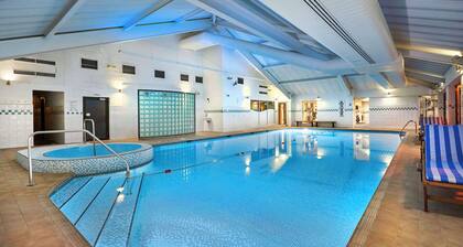 DoubleTree by Hilton Bristol North