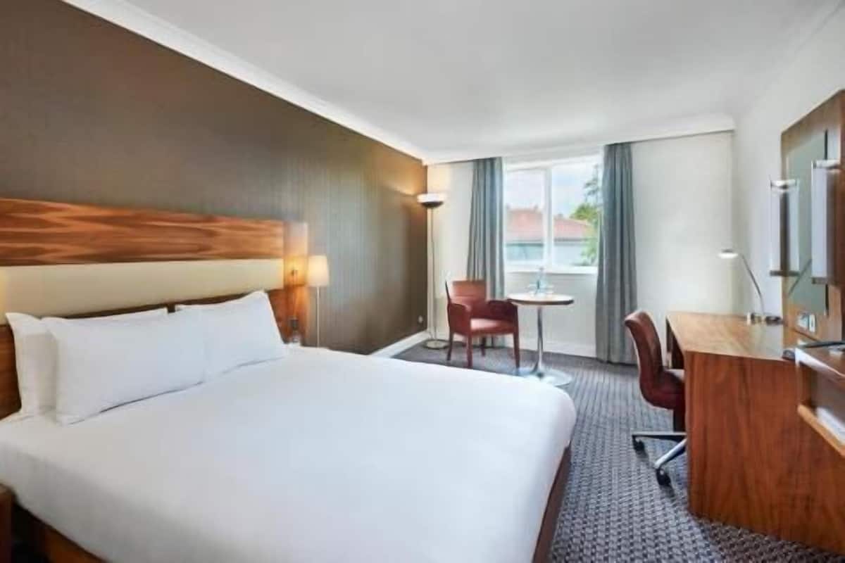 Tabla de planchar con plancha, cunas gratuitas y wifi gratis