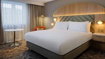 Room, 1 King Bed, Accessible | Iron/ironing board, free cribs/infant beds, free WiFi, bed sheets