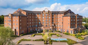 Exterior - DoubleTree by Hilton Dartford Bridge (Dartford)