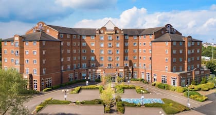 DoubleTree by Hilton Dartford Bridge