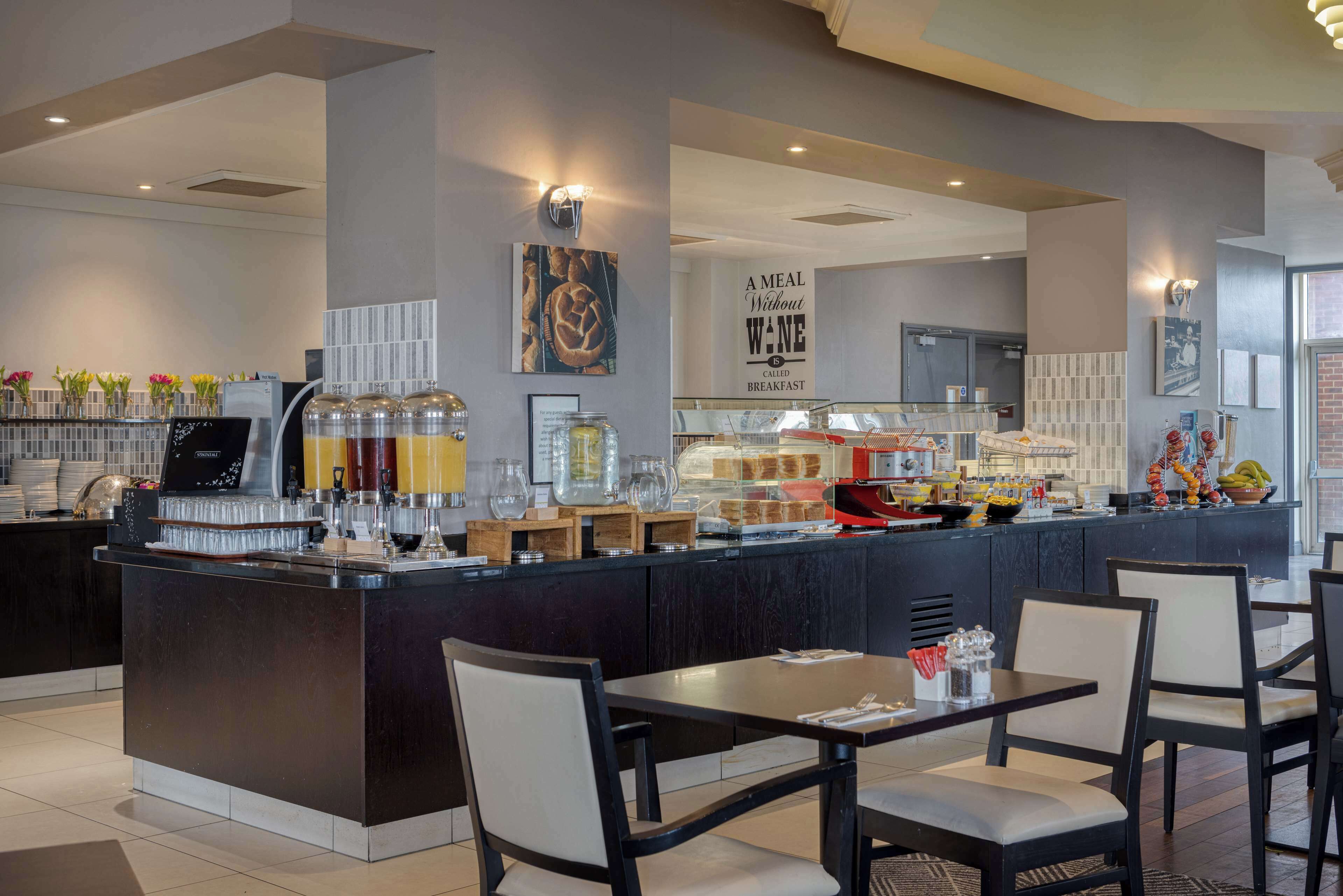 Daily English breakfast (GBP 18.50 per person)