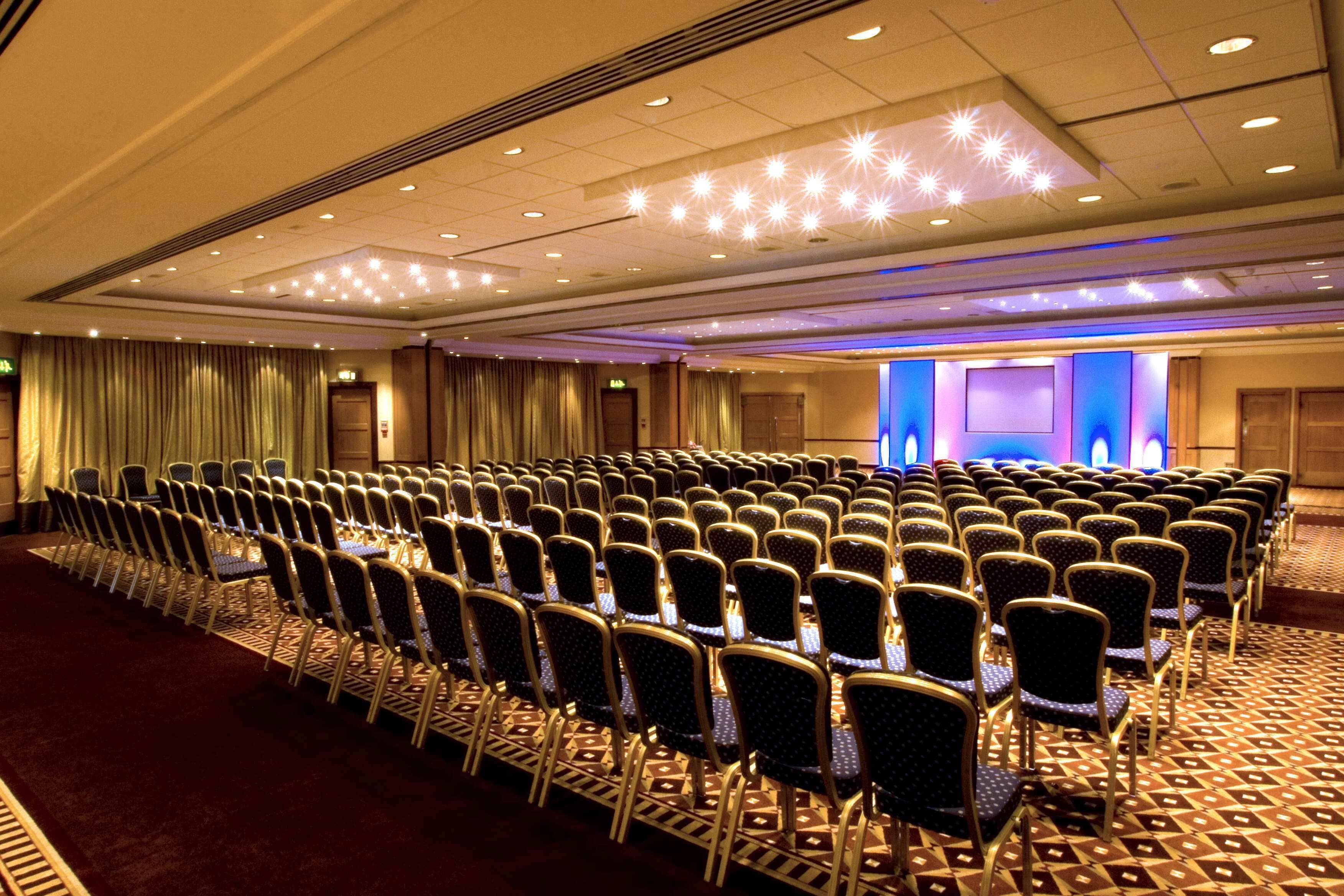 Photo - Hilton Birmingham Metropole Hotel