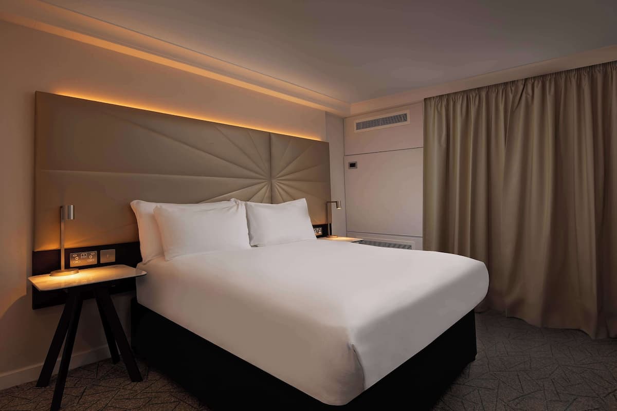 Room, 1 Queen Bed, Accessible