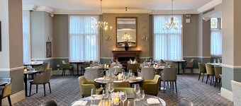 DoubleTree by Hilton St. Anne's Manor