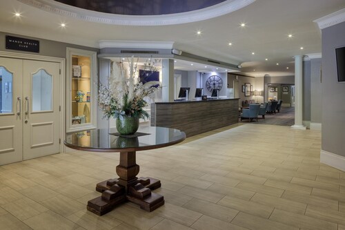 DoubleTree by Hilton St. Anne's Manor
