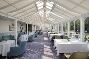 Meeting facility - DoubleTree by Hilton St. Anne's Manor (Wokingham)