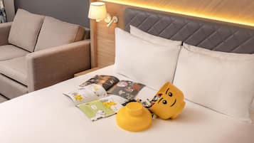 In-room safe, desk, laptop workspace, blackout curtains