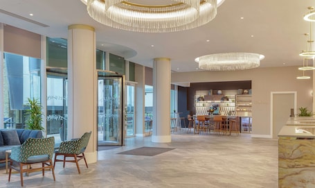 Lobby. Hilton London Angel Islington