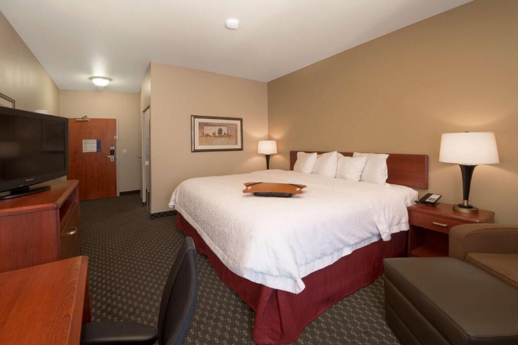 Premium bedding, pillowtop beds, in-room safe, individually decorated