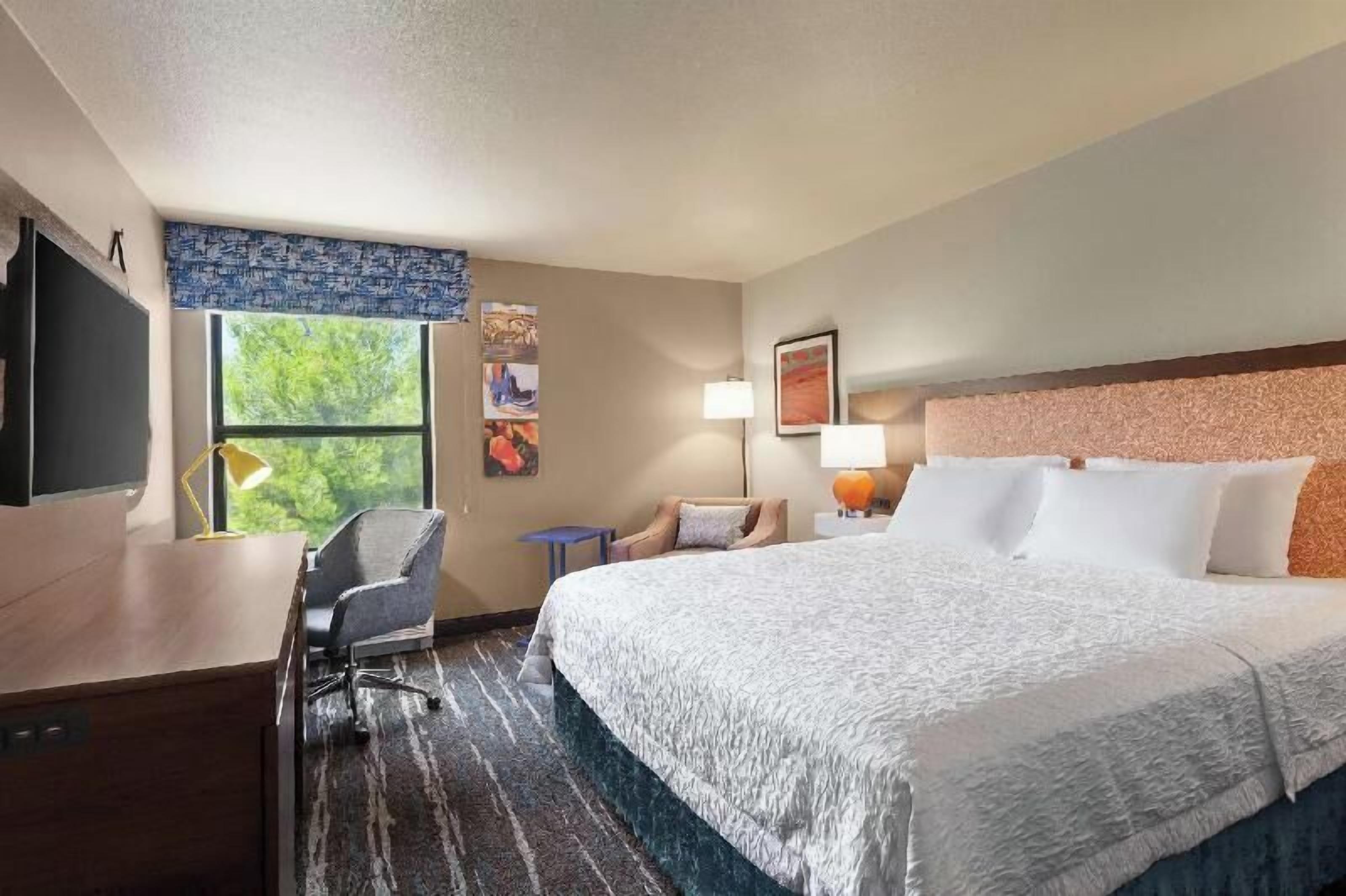 Premium bedding, pillowtop beds, in-room safe, individually decorated