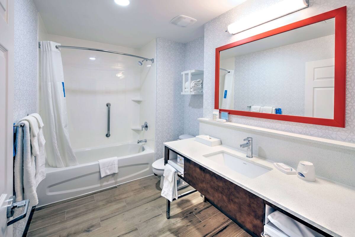 room, 2 queen beds, non smoking | bathroom | shower, free toiletries, hair dryer, towels