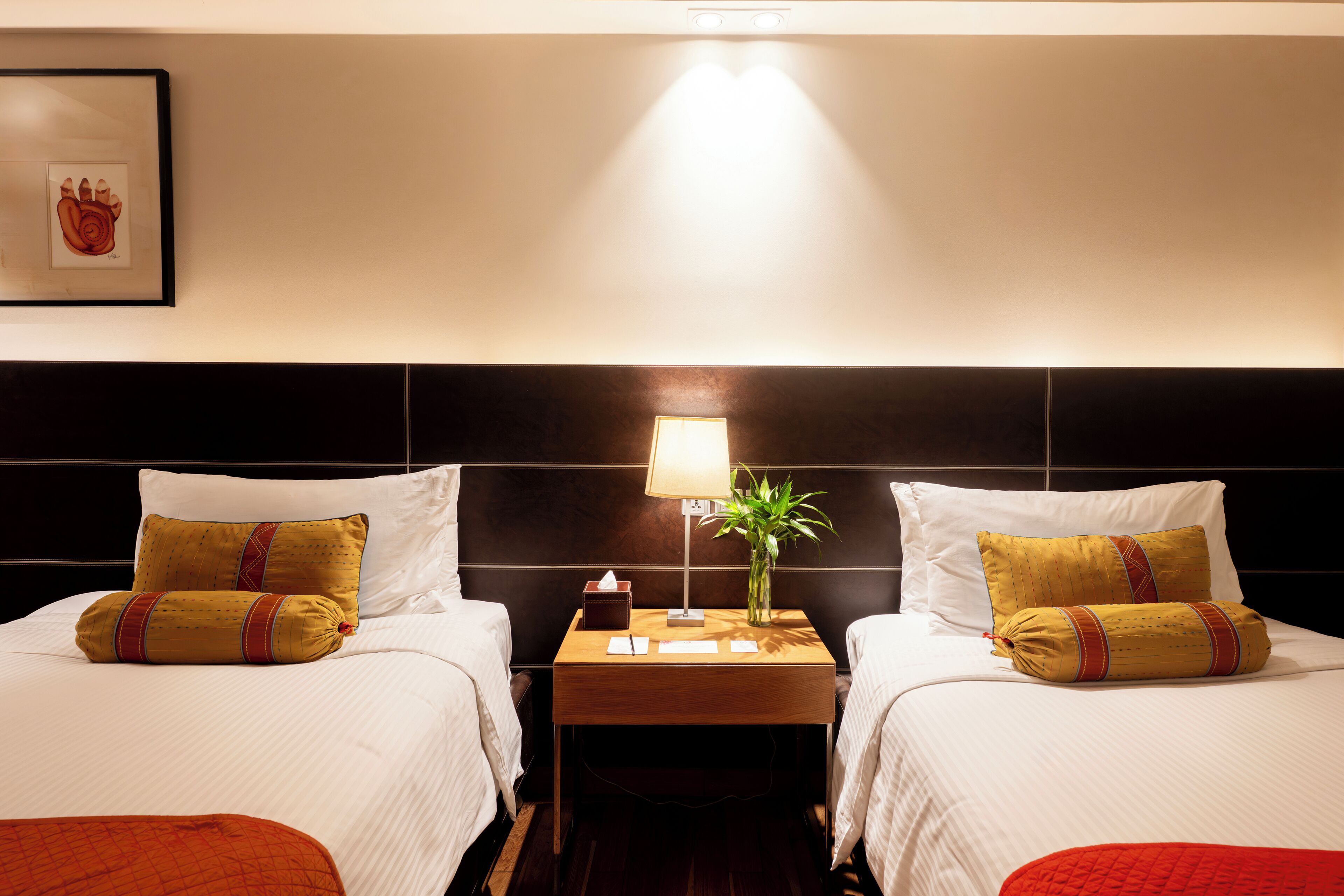 Deluxe Rooms Twin | Premium bedding, down comforters, Select Comfort beds, minibar