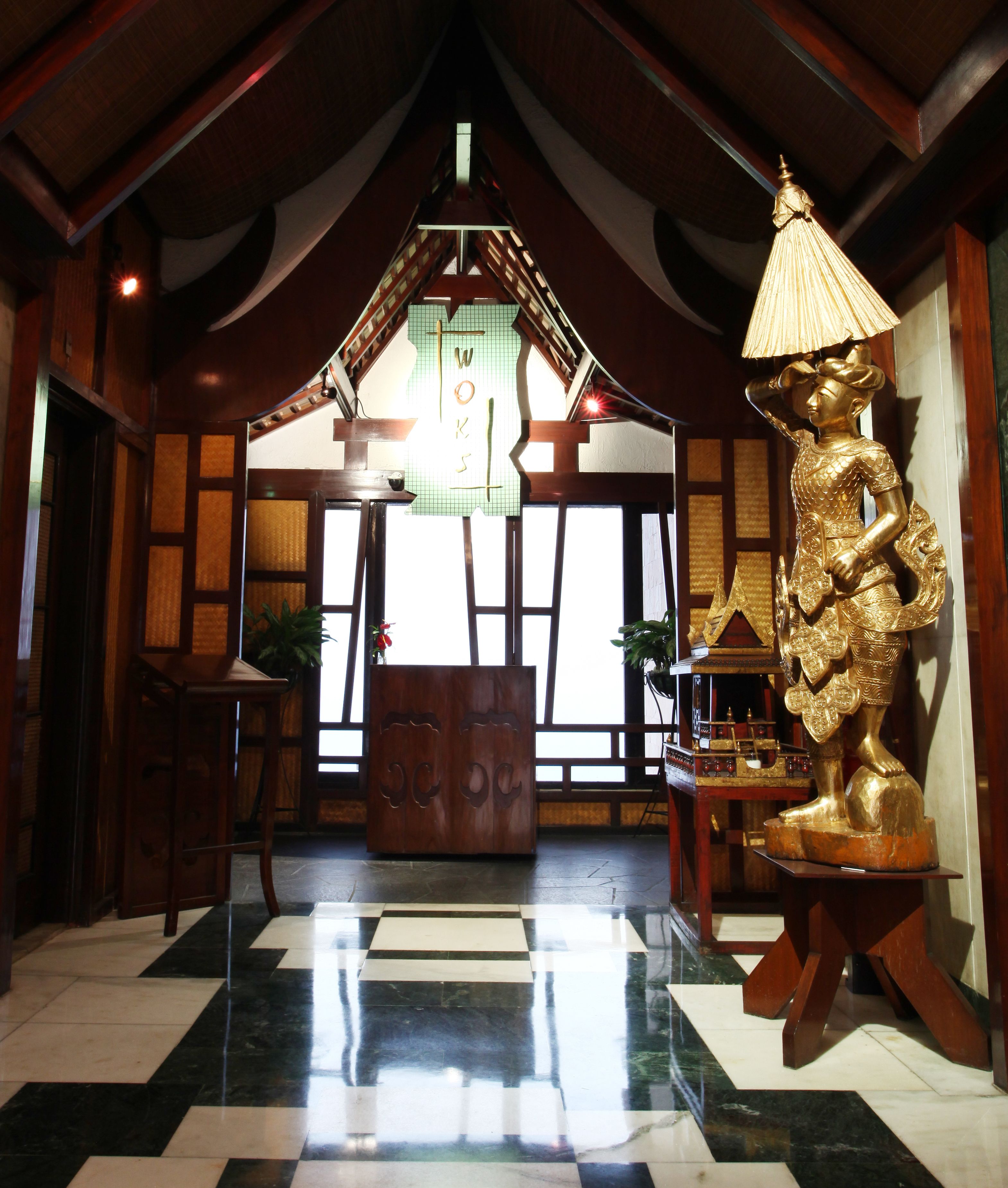 4 restaurants, breakfast, lunch, dinner served; indian cuisine