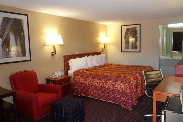 Cots/infant beds, rollaway beds, free WiFi, bed sheets
