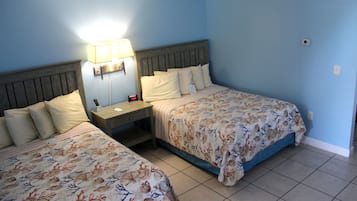 Deluxe-Suite, Balkon, Buchtblick | 1 Schlafzimmer, Schreibtisch, kostenlose Babybetten, Zustellbetten