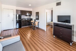 Full-size fridge, microwave