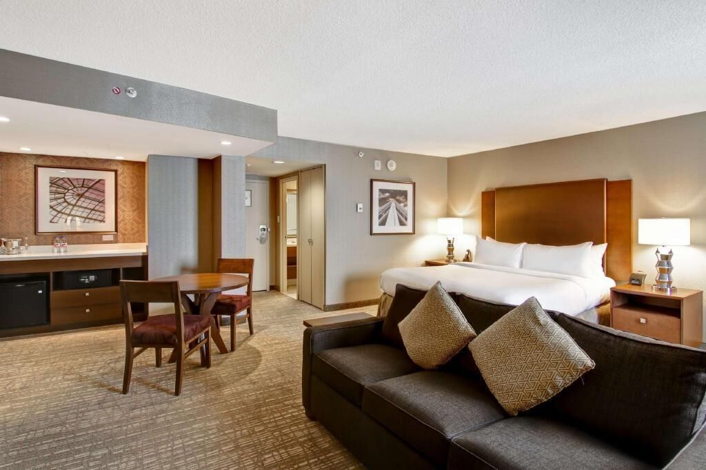 Zimmersafe, Bügeleisen/Bügelbrett, kostenloses WLAN, Bettwäsche