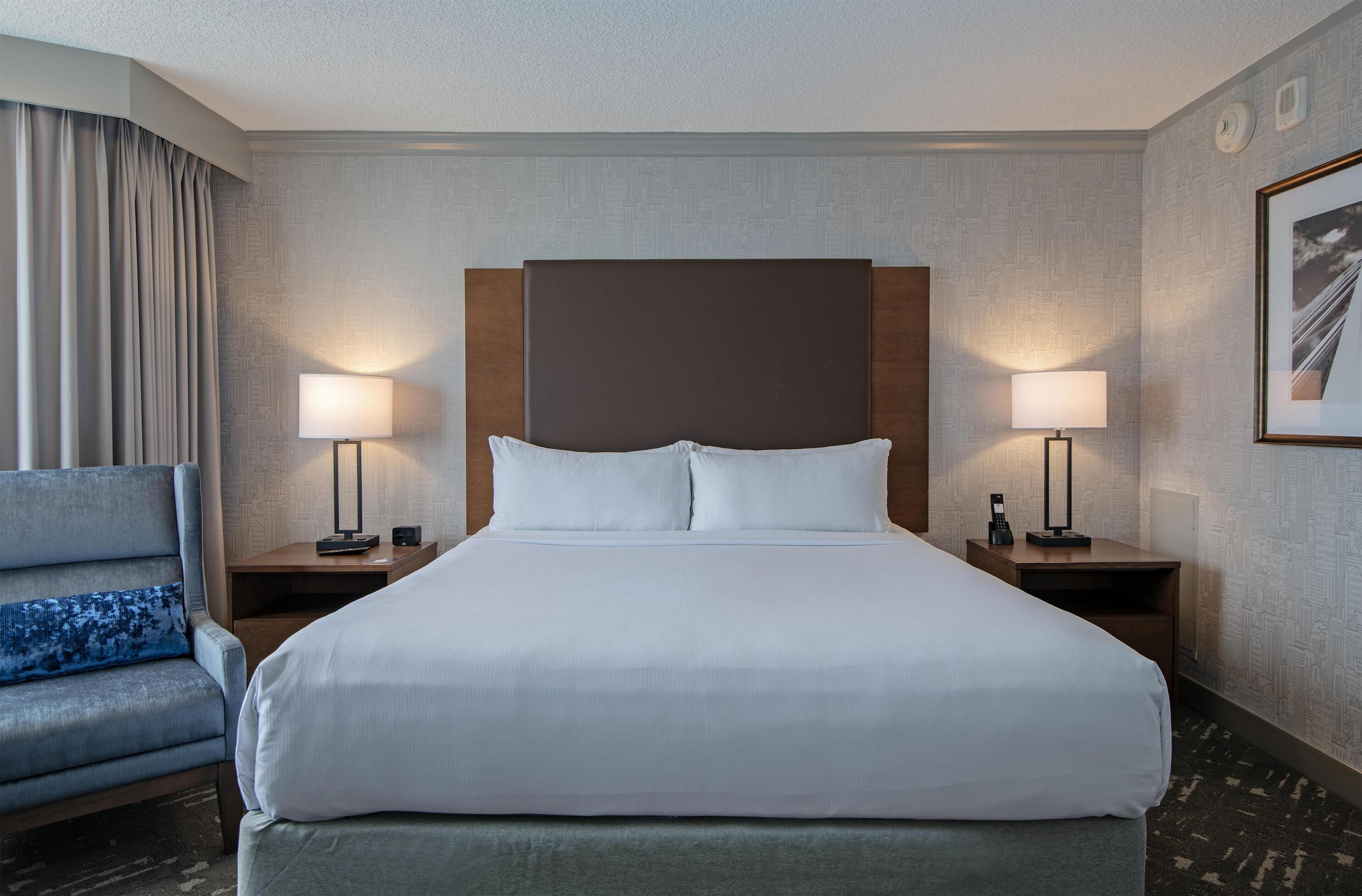 Suite, 1 King Bed with Sofa bed, Non Smoking | In-room safe, iron/ironing board, free WiFi, bed sheets