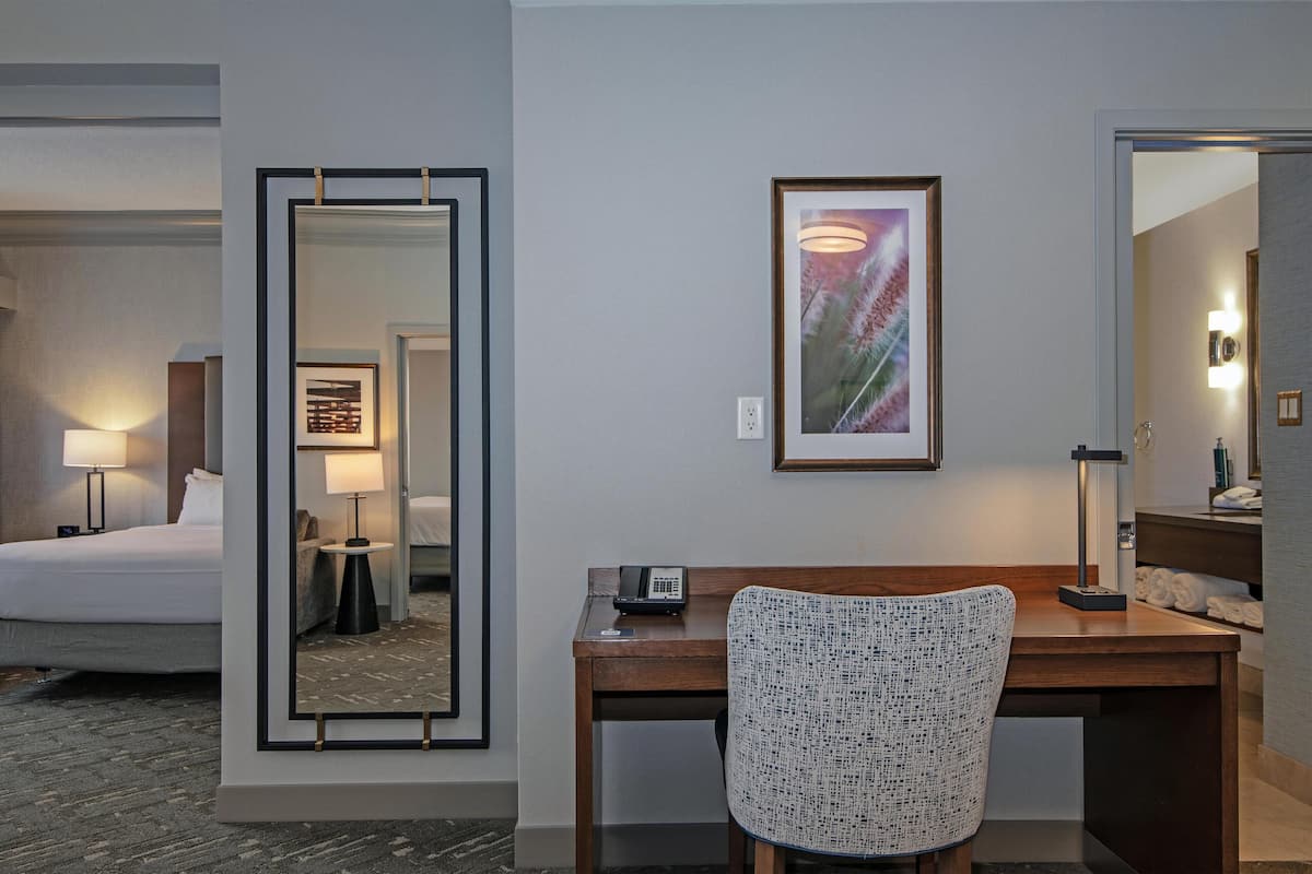 Room, 2 Bedrooms