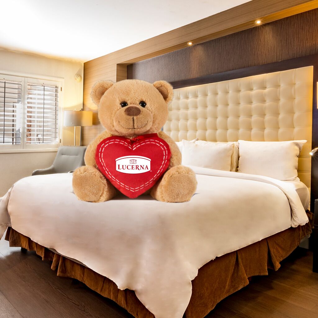 Deluxe Room, 1 King Bed | Down comforters, in-room safe, desk, blackout drapes