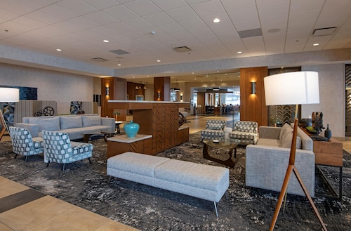 DoubleTree by Hilton Hotel & Conference Centre Regina