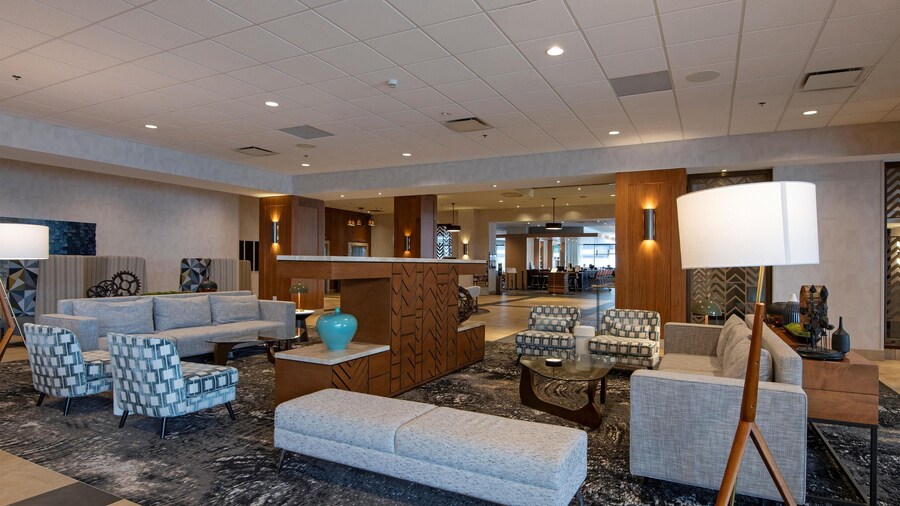 DoubleTree by Hilton Hotel & Conference Centre Regina