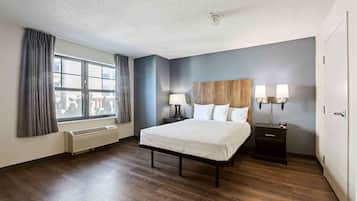 Desk, blackout drapes, iron/ironing board, free WiFi