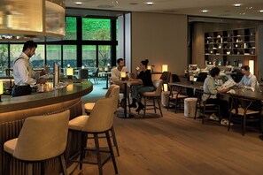 Lobby-Lounge