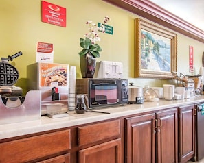 Free continental breakfast