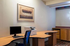 Business centre - Baymont by Wyndham Spearfish (Spearfish)