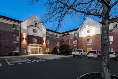 Candlewood Suites Glen Allen-Short Pump by IHG