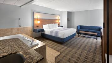 Superior Studio Suite, 1 King Bed, Non Smoking | Jetted tub