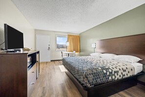 Standard Room | 1 bedroom, blackout drapes, iron/ironing board, free WiFi