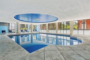 Indoor pool, 2 outdoor pools, pool umbrellas, sun loungers