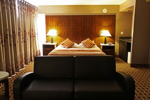 Business suite, 1 kingsize bed | Kameruitzicht