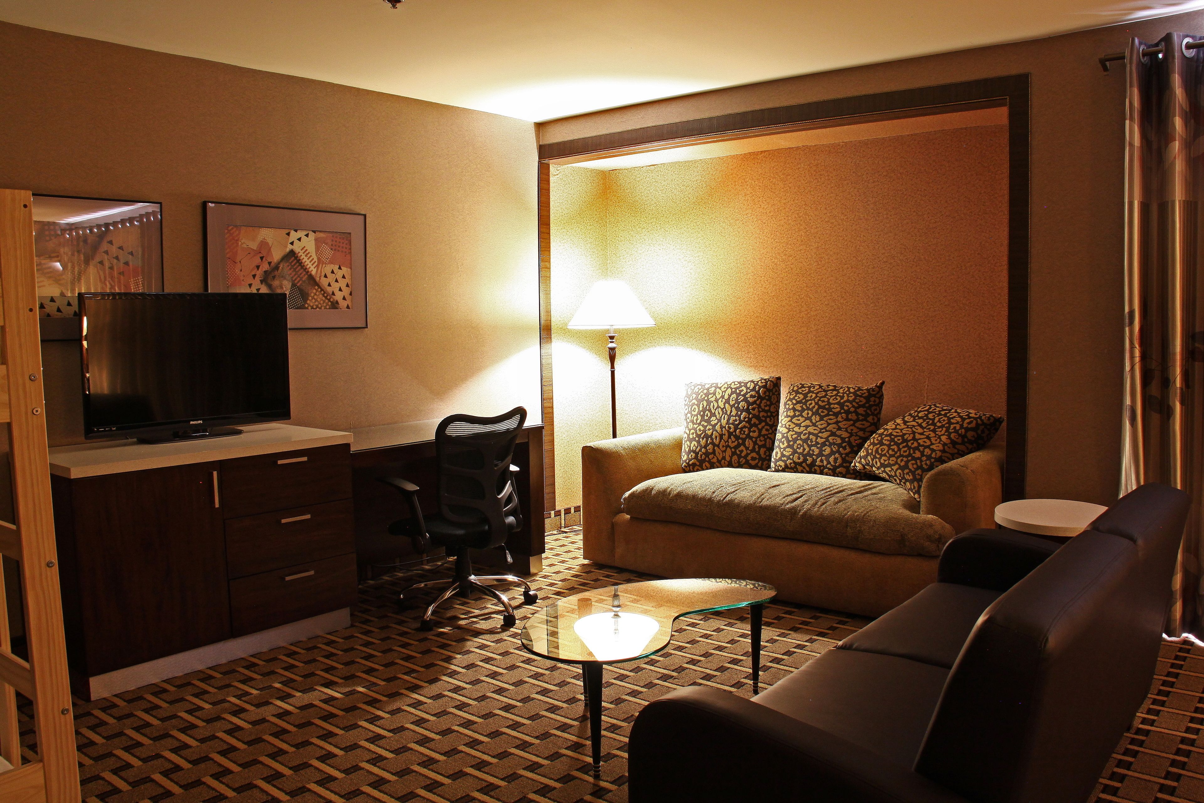 32–tuumainen LCD-televisio, jossa satelliittikanavat