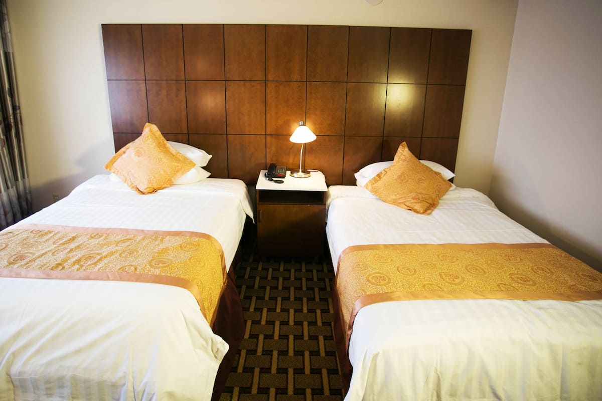 Hypo-allergenic bedding available, in-room safe, desk, blackout drapes
