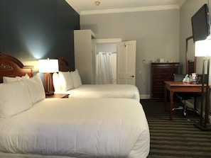 Executive Room, 2 Double Beds, Kitchen, Courtyard Area