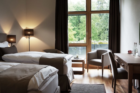 Literie de qualité supérieure, coffres-forts dans les chambres