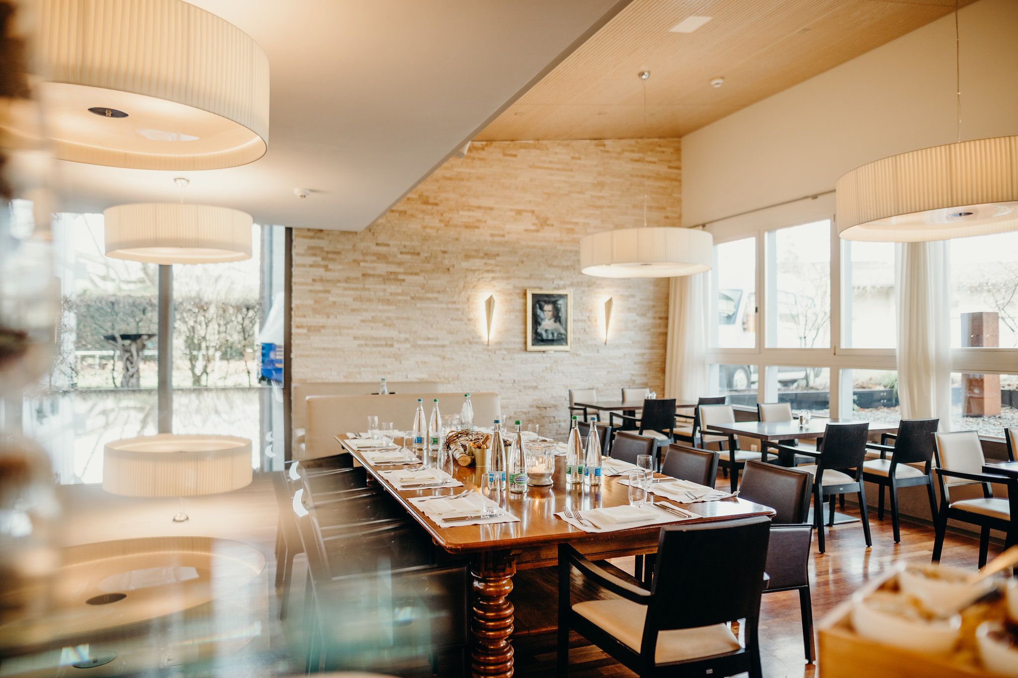 lunch, dinner, brunch served; garden views