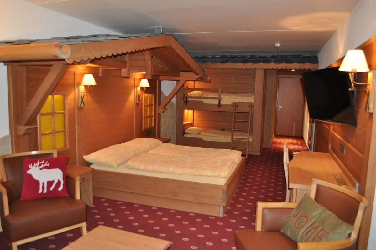 room (chalet suisse) | in-room safe, blackout curtains, free wifi